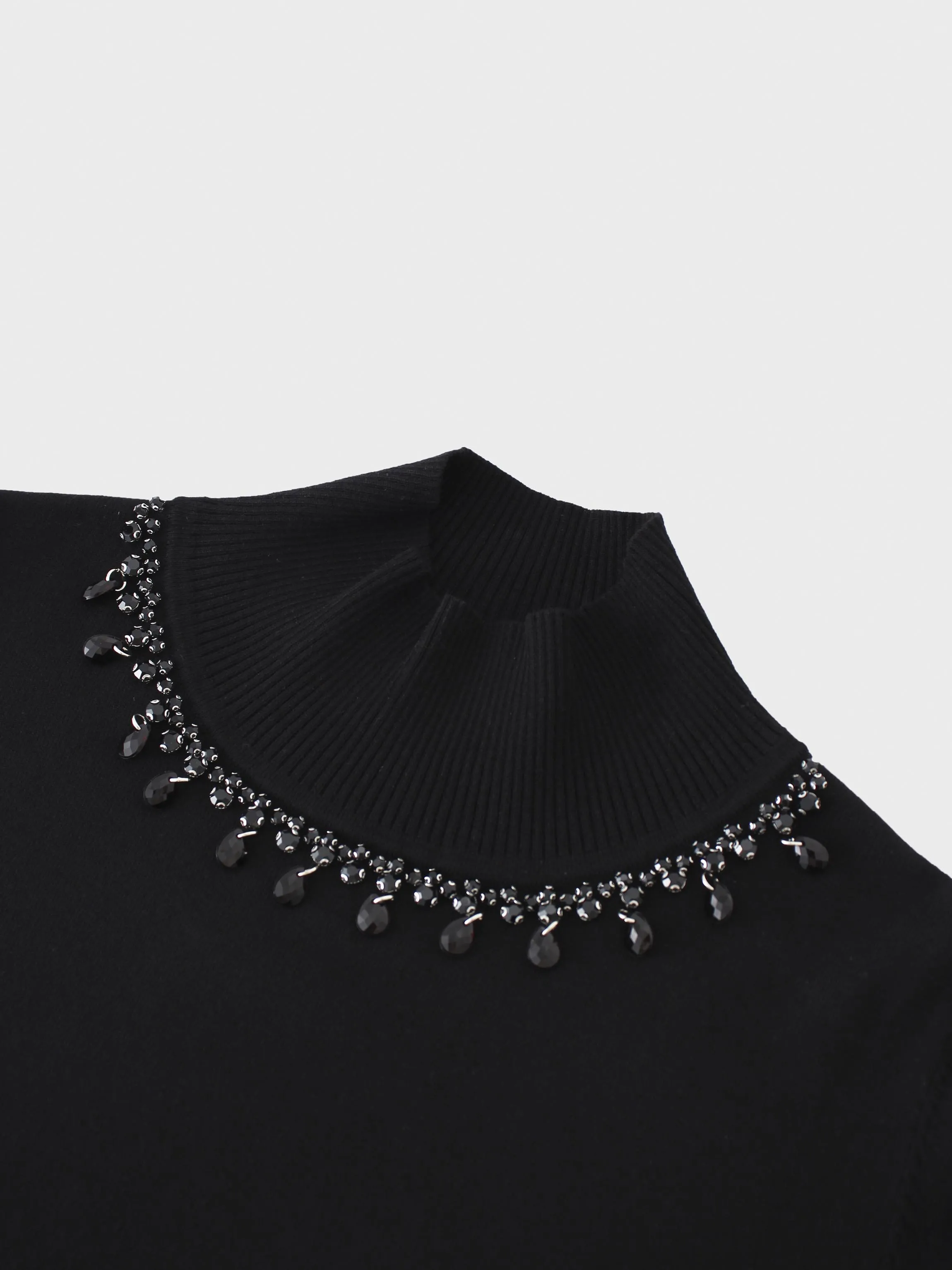 Beaded Turtleneck-Black