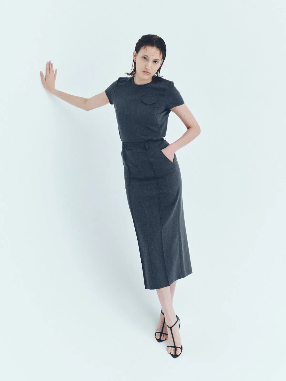 Front pin tuck pencil Skirt