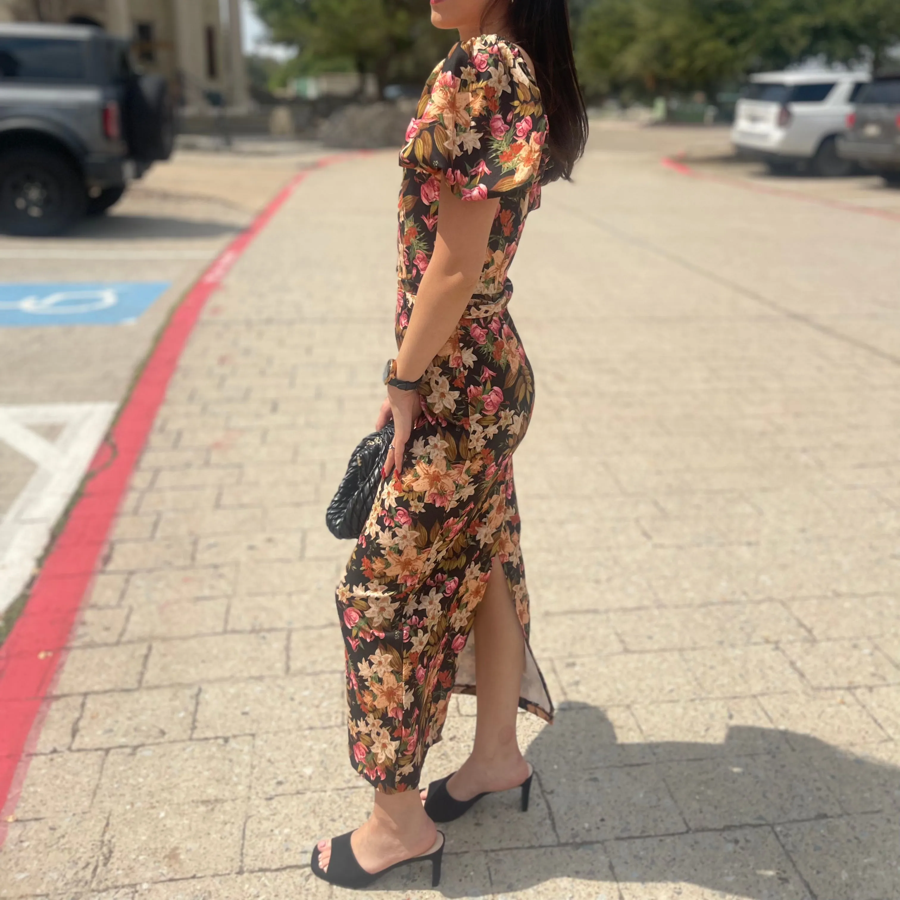 Hot Commodity Floral Print Midi Dress