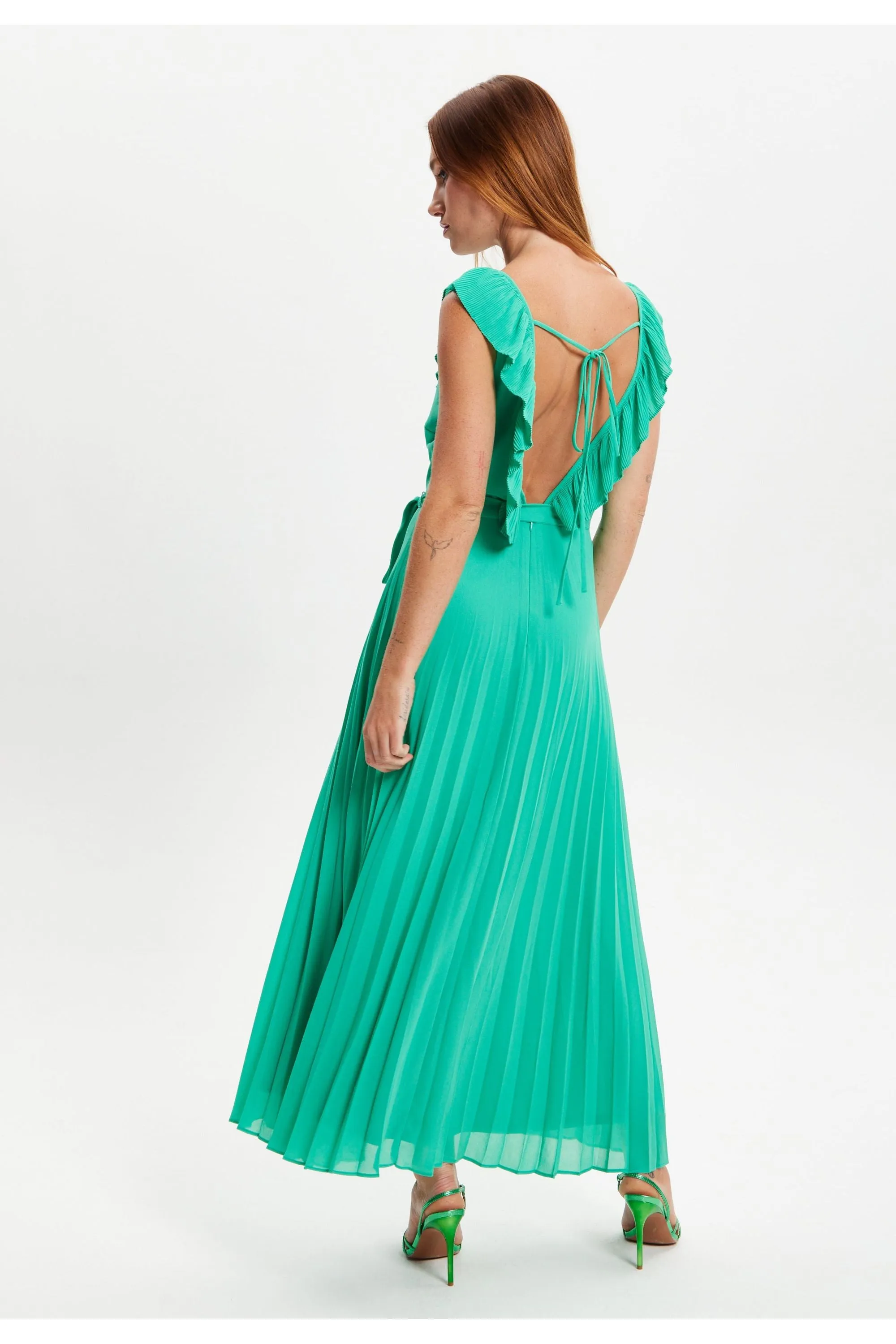 Liquorish Frilled V Neck Sleeveless Pleated Maxi Dress