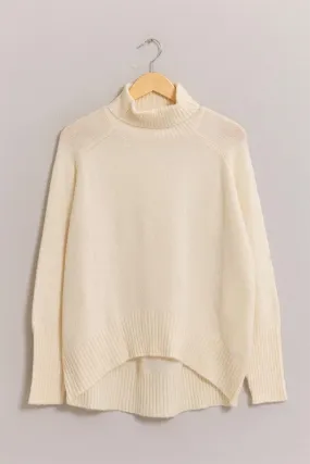 Long Turtle Neck Sweater - Cream