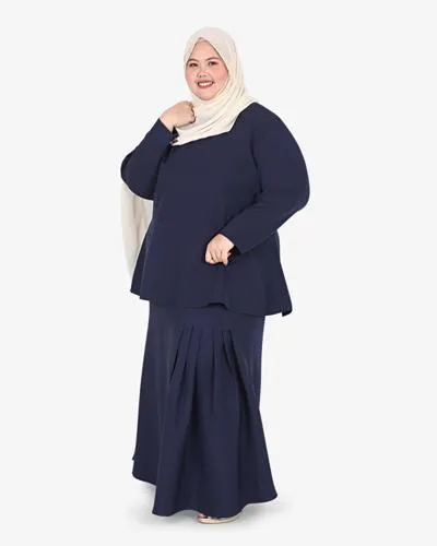 Mahlika Minimalist Pleated Kurung Set - Navy Blue