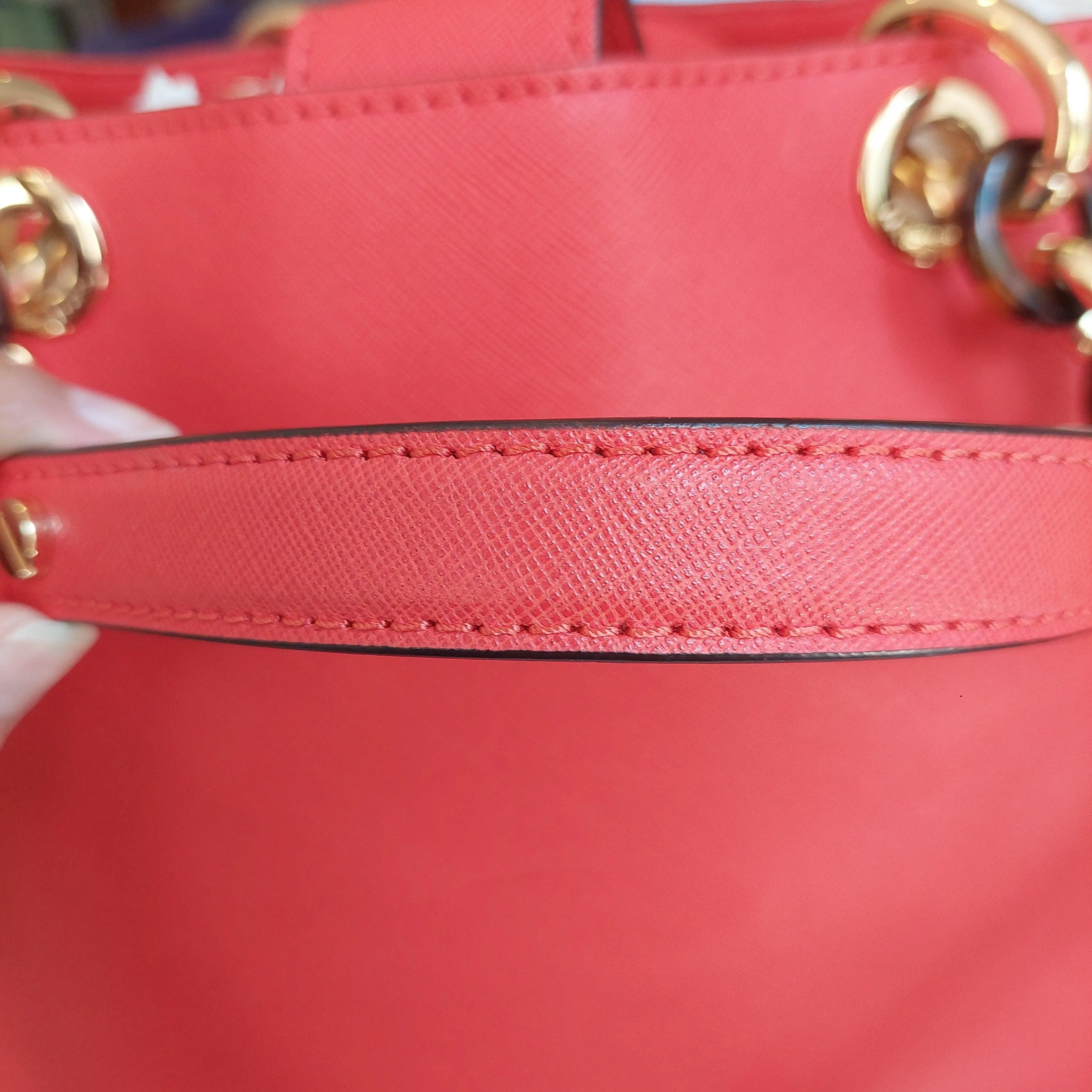 Pre-Loved Treasures - Michael Kors 'Cynthia' Coral Leather Satchel