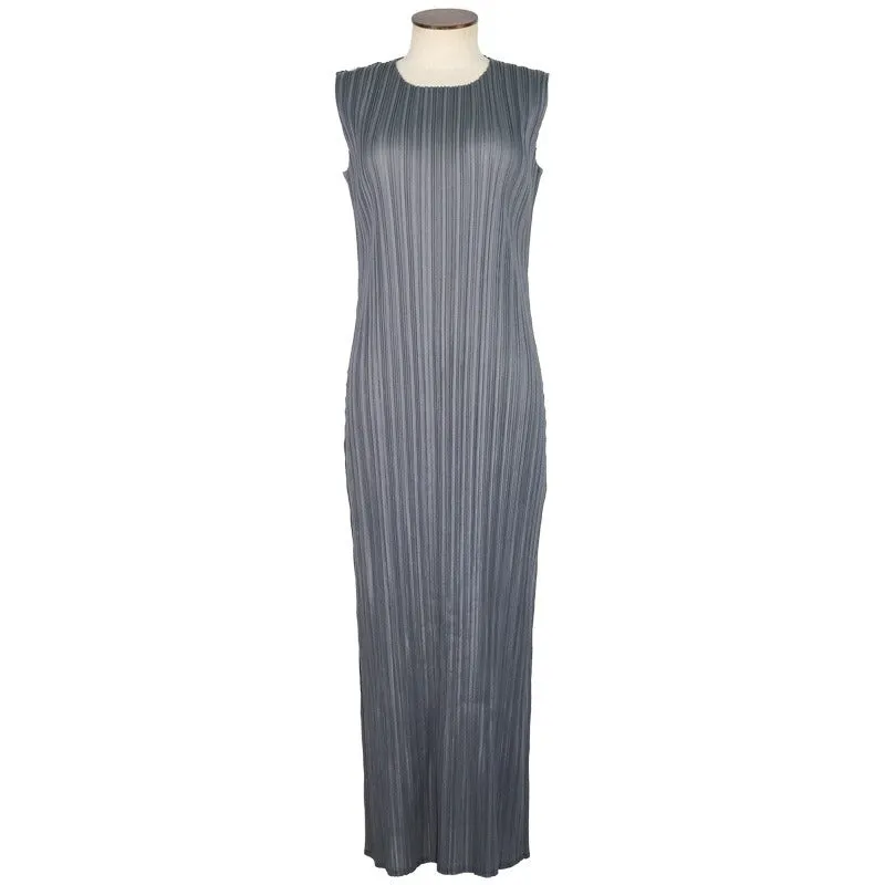 Pre Order:  Solid Pleated Sleeveless Midi Dress