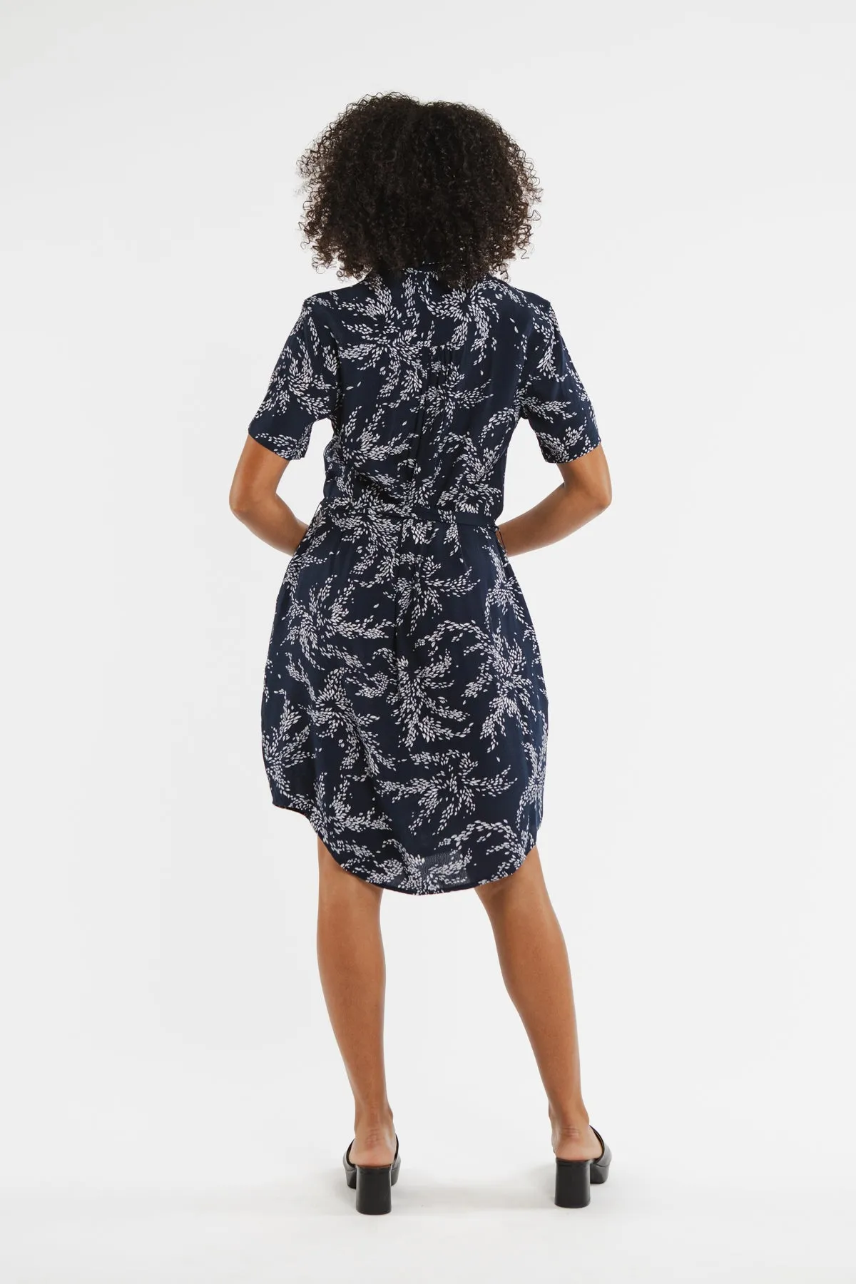 Sofia Shirt Dress / Navy Leaf