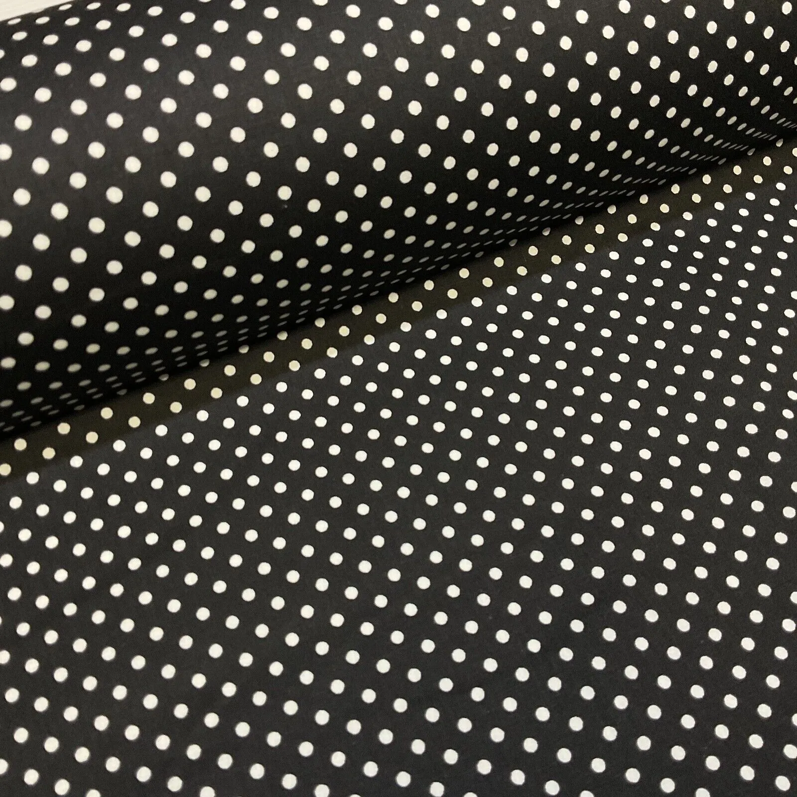 Soft Touch 100% Cotton 4mm pin Spot Dot printed dress fabric M1646