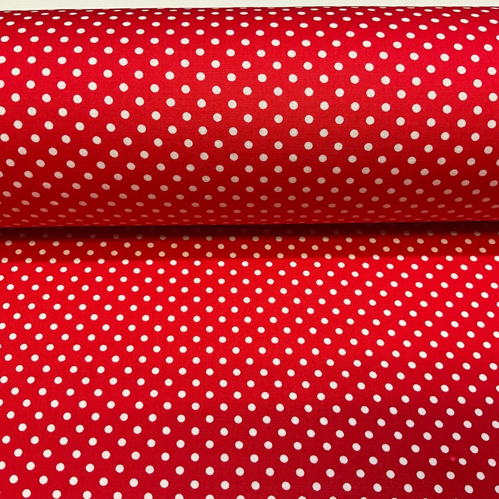 Soft Touch 100% Cotton 4mm pin Spot Dot printed dress fabric M1646