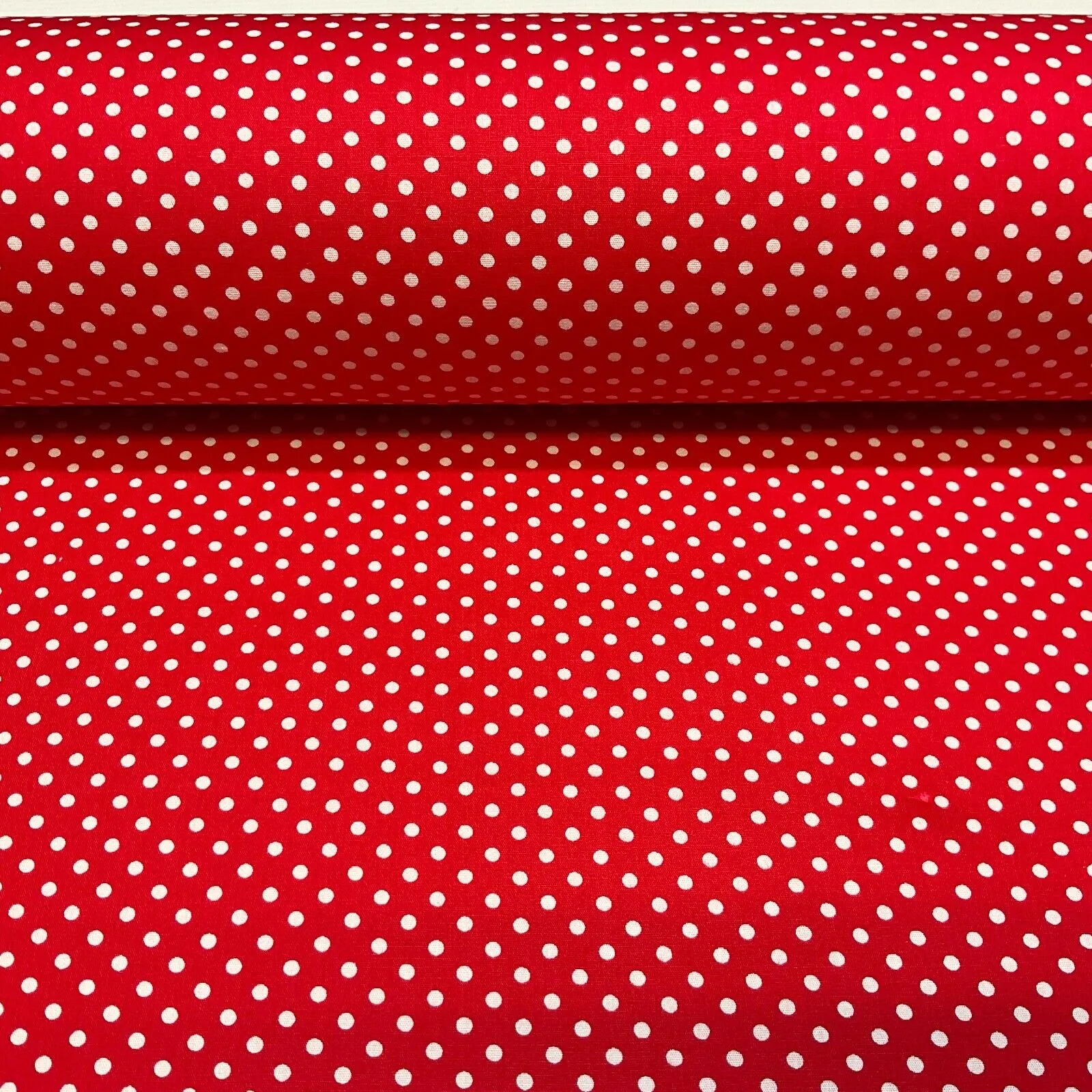 Soft Touch 100% Cotton 4mm pin Spot Dot printed dress fabric M1646