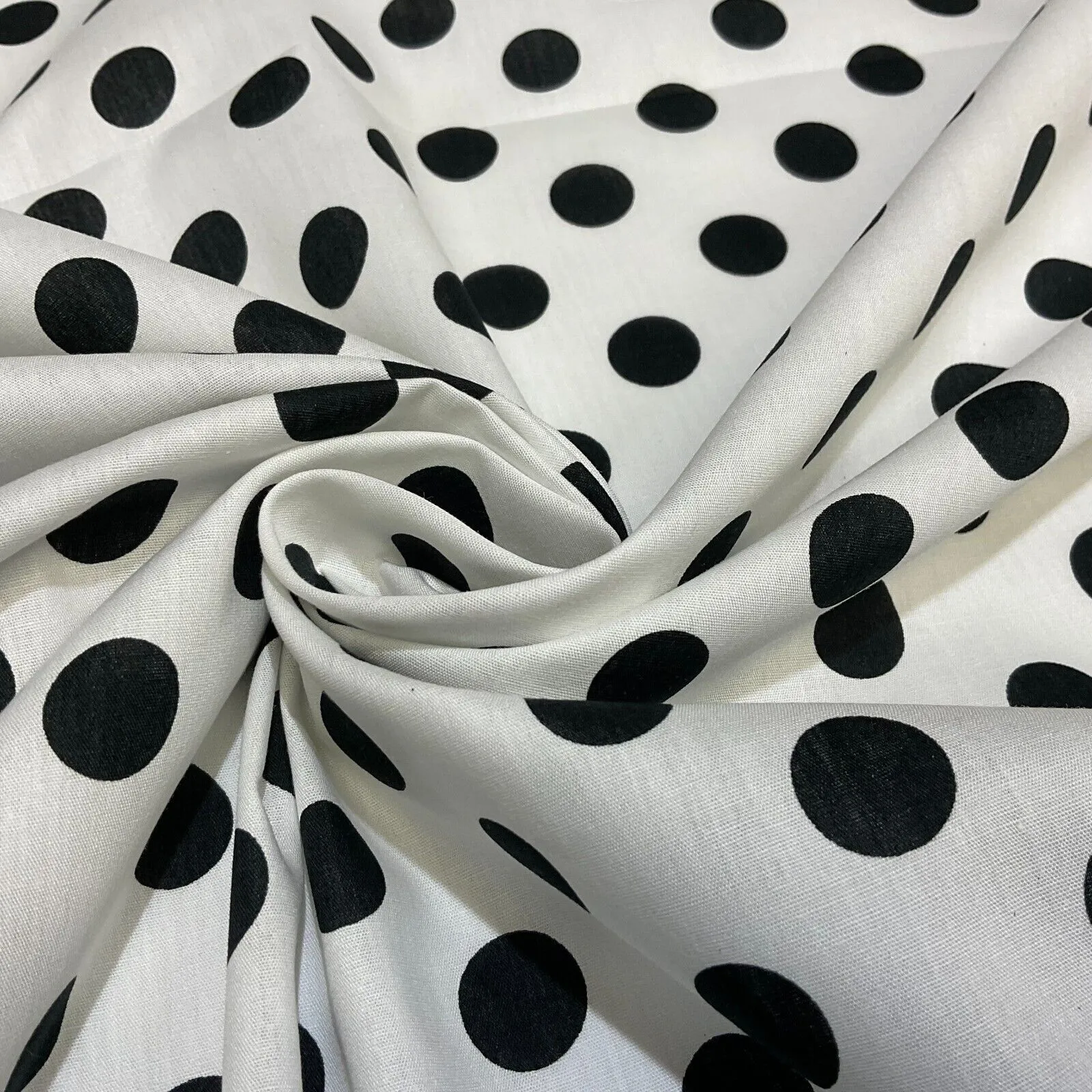 Soft Touch 100% Cotton Polka dot spot dotted printed dress fabric M1648