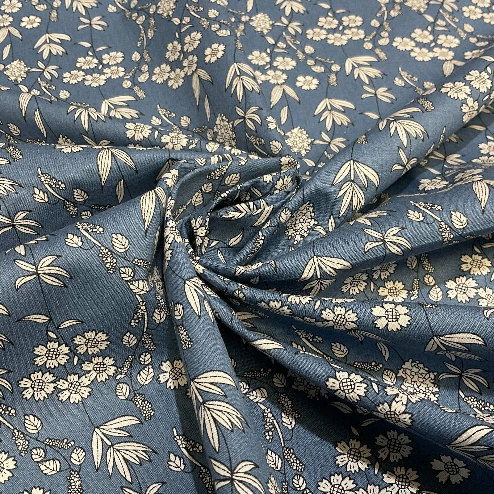 Soft Touch 100% Cotton small Floral printed dress fabric M1649