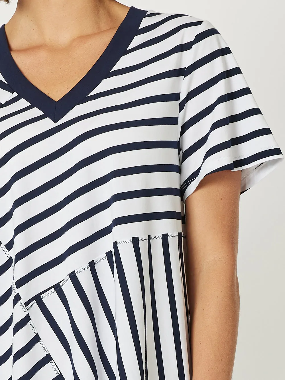 Vice Versa Spliced Dress - Navy/White